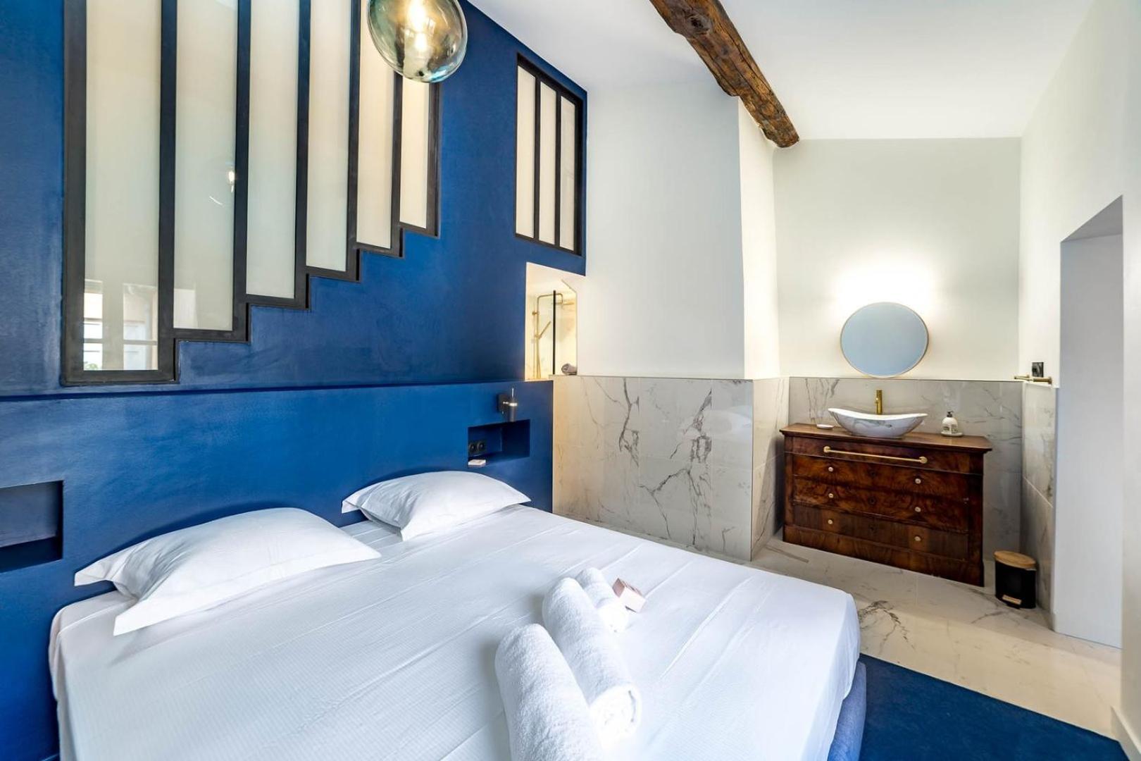 High-End Apartment Overlooking The Quays Ail Lyon Bagian luar foto